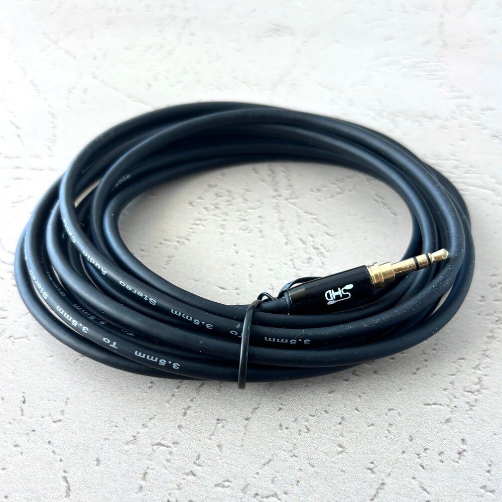 Aux Cable - Auxiliary Cable - Stereo Speaker Cable - 9 Foot - Black